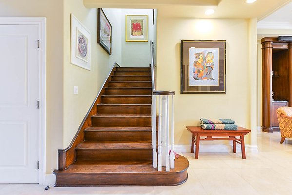 UNIVERSAL-A927-Tarzana-36