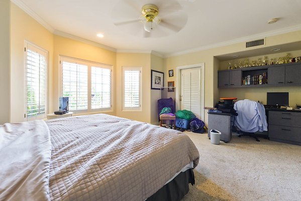 UNIVERSAL-A927-Tarzana-60