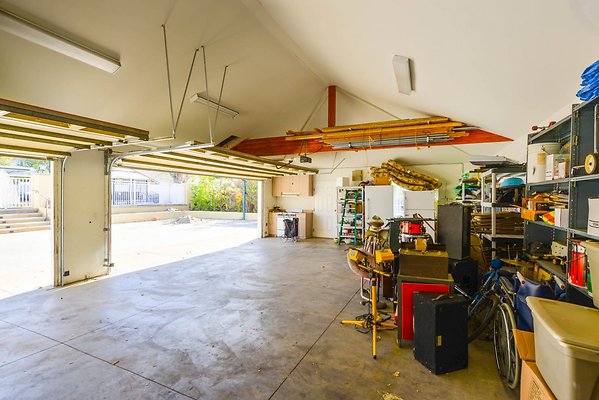 UNIVERSAL-A927-Tarzana-96 UNIVERSAL-A927-Tarzana-96