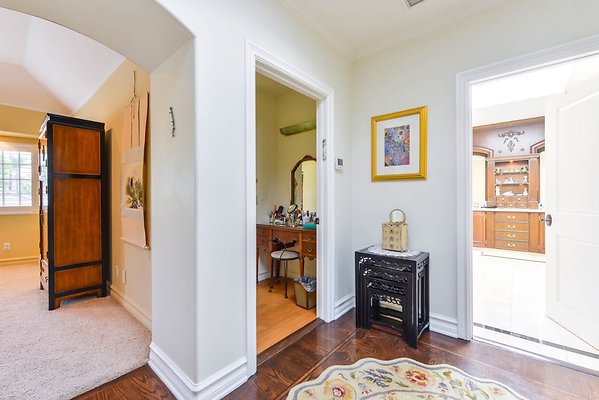 UNIVERSAL-A927-Tarzana-45