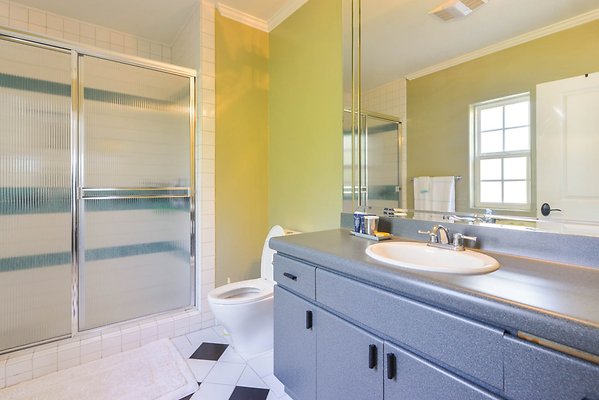 UNIVERSAL-A927-Tarzana-64 UNIVERSAL-A927-Tarzana-64