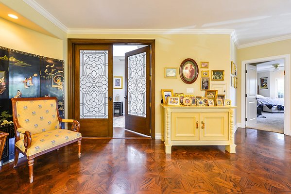 UNIVERSAL-A927-Tarzana-40