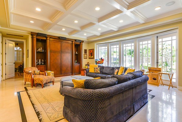 UNIVERSAL-A927-Tarzana-25