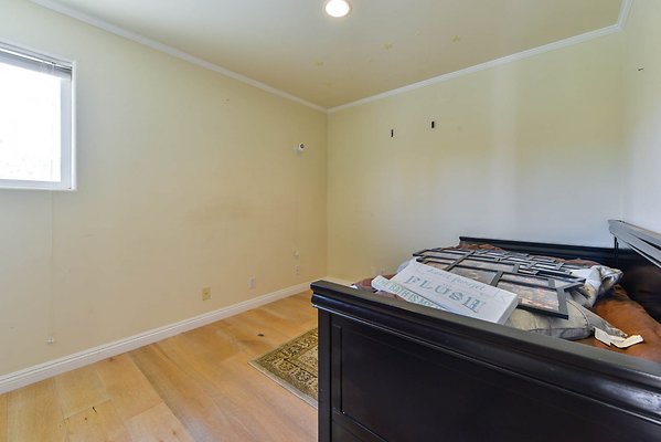 UNIVERSAL-A927-Tarzana-84 UNIVERSAL-A927-Tarzana-84