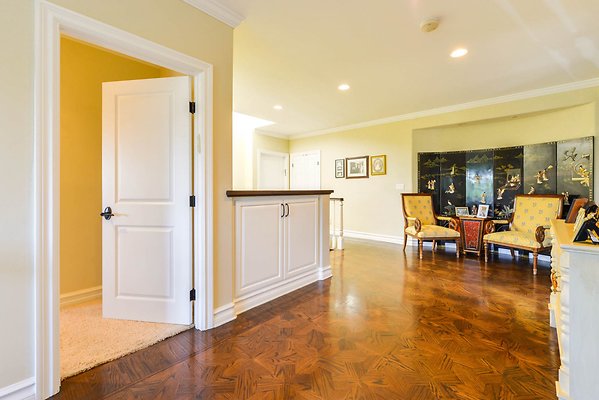 UNIVERSAL-A927-Tarzana-61 UNIVERSAL-A927-Tarzana-61