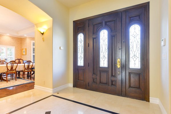 UNIVERSAL-A927-Tarzana-12