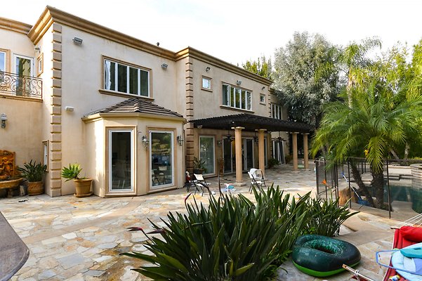 UNIVERSAL-B535-TZ-32