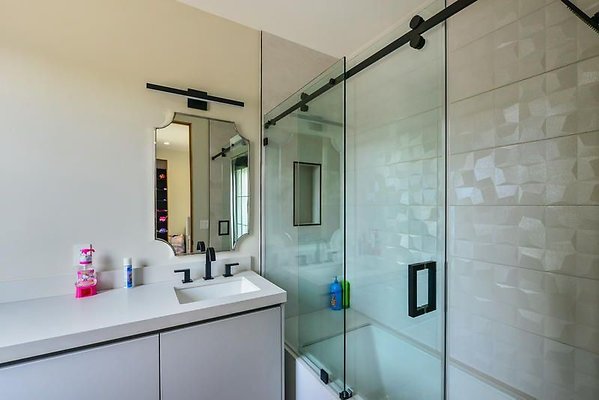 UNIVERSAL-B311-TZ-65 UNIVERSAL-B311-TZ-65