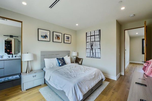 UNIVERSAL-B311-TZ-64 UNIVERSAL-B311-TZ-64