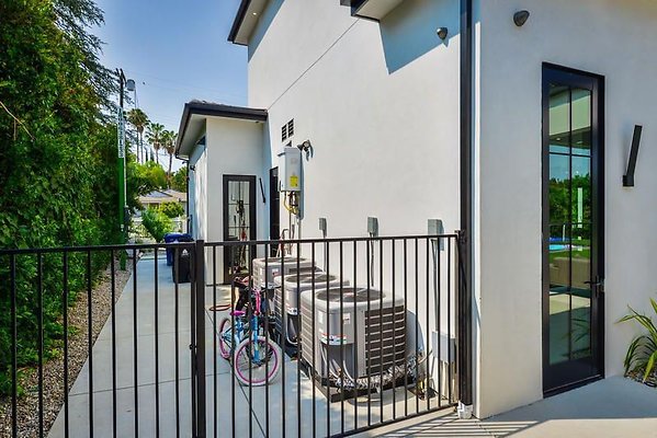 UNIVERSAL-B311-TZ-82 UNIVERSAL-B311-TZ-82