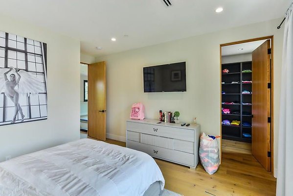 UNIVERSAL-B311-TZ-66 UNIVERSAL-B311-TZ-66