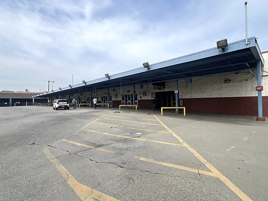 1716-ArtsDist 006 1716-ArtsDist 006