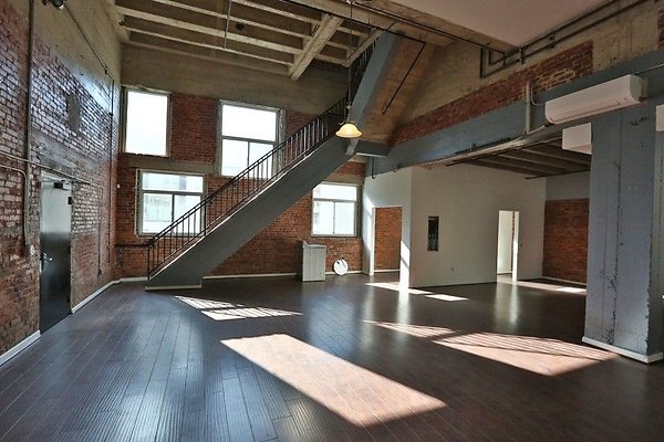 CapEquityNYCStyleDTLALofts53 CapEquityNYCStyleDTLALofts53