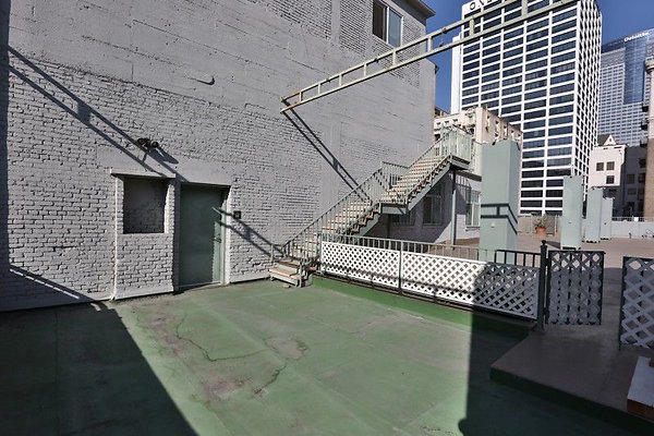 CapEquityNYCStyleDTLALofts45 CapEquityNYCStyleDTLALofts45