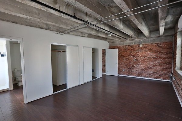 CapEquityNYCStyleDTLALofts56 CapEquityNYCStyleDTLALofts56