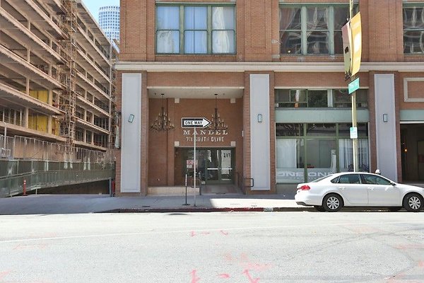 CapEquityNYCStyleDTLALofts7 CapEquityNYCStyleDTLALofts7