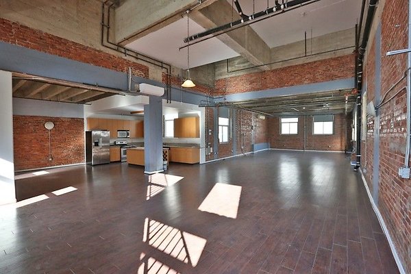 CapEquityNYCStyleDTLALofts47 CapEquityNYCStyleDTLALofts47