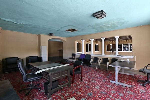 CapEquityTheVarietyArtsTheater58 CapEquityTheVarietyArtsTheater58