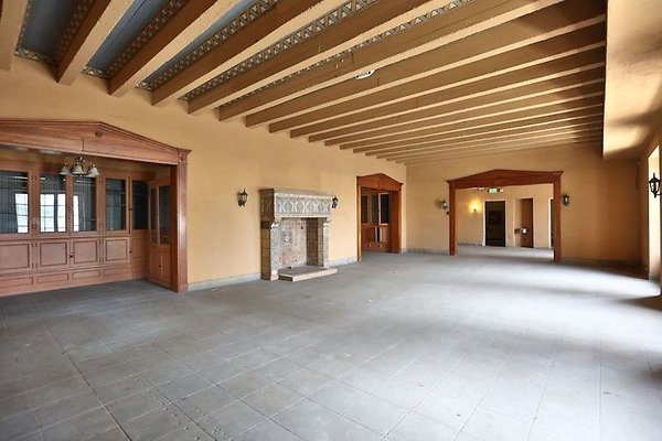 CapEquityTheVarietyArtsTheater64 CapEquityTheVarietyArtsTheater64