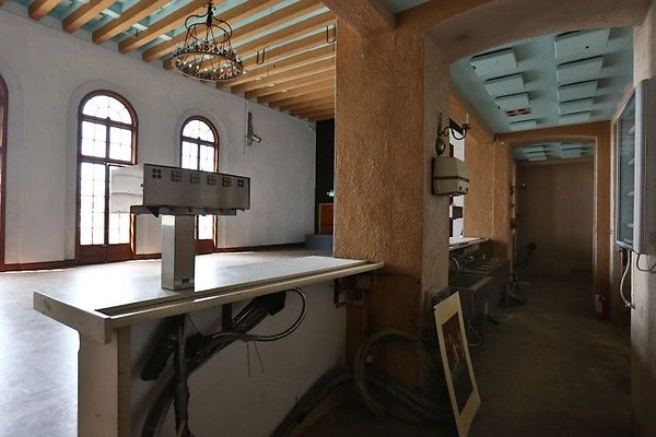 CapEquityTheVarietyArtsTheater77 CapEquityTheVarietyArtsTheater77