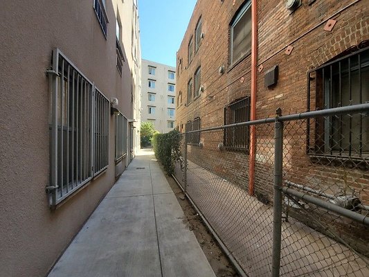 CapEquitySROEastCoastHotels53 CapEquitySROEastCoastHotels53