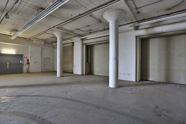 CapEquitySearsTower51