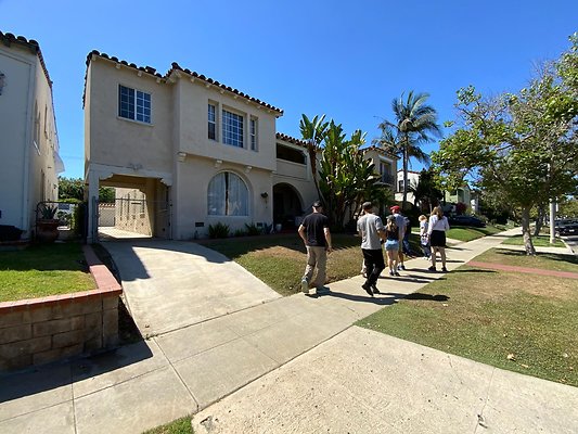 ext apartment