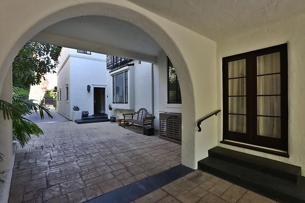 UNIVERSAL-A199-BH-18 UNIVERSAL-A199-BH-18