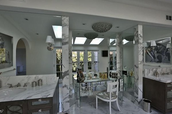 UNIVERSAL-A199-BH-67 UNIVERSAL-A199-BH-67