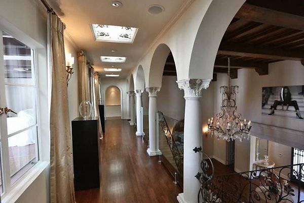 UNIVERSAL-A199-BH-34 UNIVERSAL-A199-BH-34