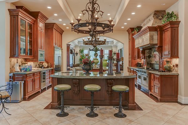 UNIVERSAL-A697-CHW-33 UNIVERSAL-A697-CHW-33