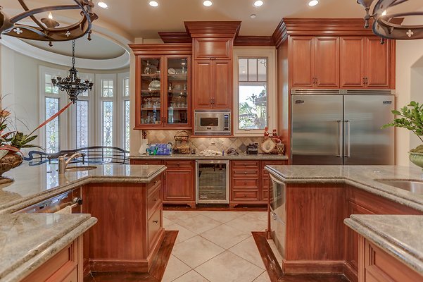 UNIVERSAL-A697-CHW-37 UNIVERSAL-A697-CHW-37