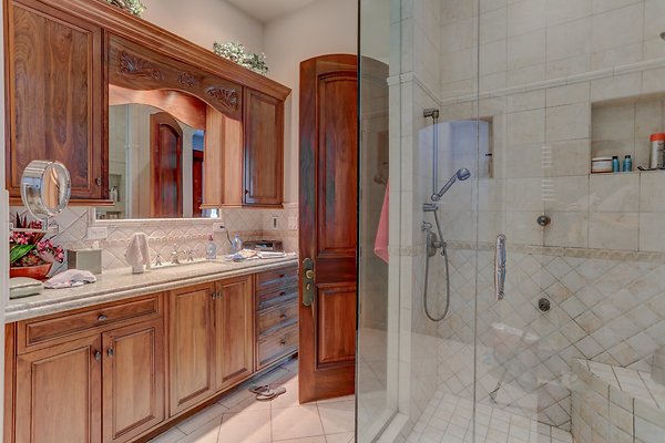 UNIVERSAL-A697-CHW-90 UNIVERSAL-A697-CHW-90