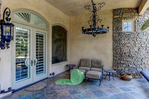 UNIVERSAL-A697-CHW-92 UNIVERSAL-A697-CHW-92