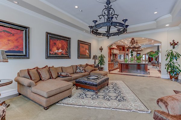 UNIVERSAL-A697-CHW-47 UNIVERSAL-A697-CHW-47