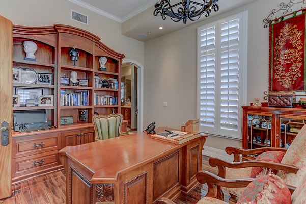 UNIVERSAL-A697-CHW-81 UNIVERSAL-A697-CHW-81