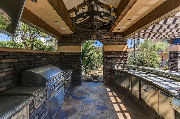 UNIVERSAL-A697-CHW-108 UNIVERSAL-A697-CHW-108