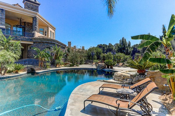 UNIVERSAL-A697-CHW-98 UNIVERSAL-A697-CHW-98