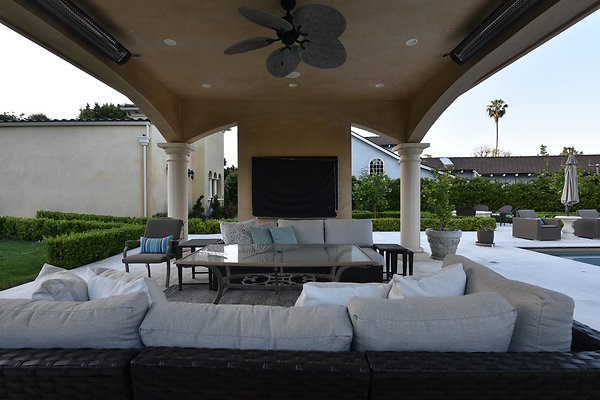 CFG 4825 2 CFG 4825 2