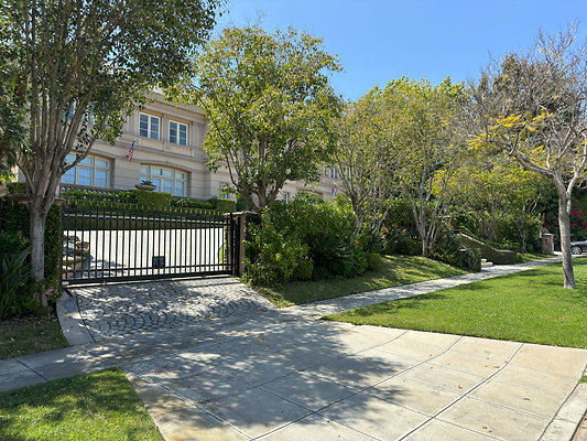 817 Whittier Dr
