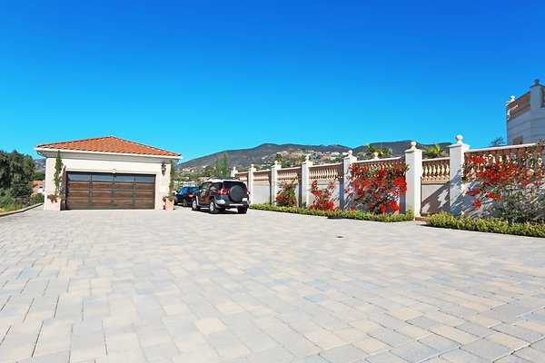 UNIVERSAL-9743-MA-8 UNIVERSAL-9743-MA-8