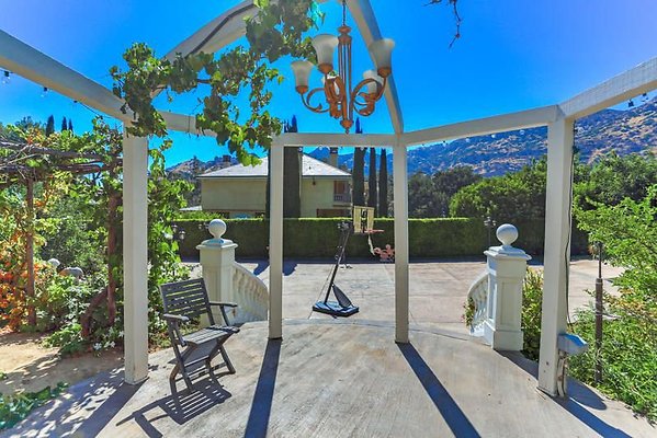 UNIVERSAL-A685-CW-83 UNIVERSAL-A685-CW-83