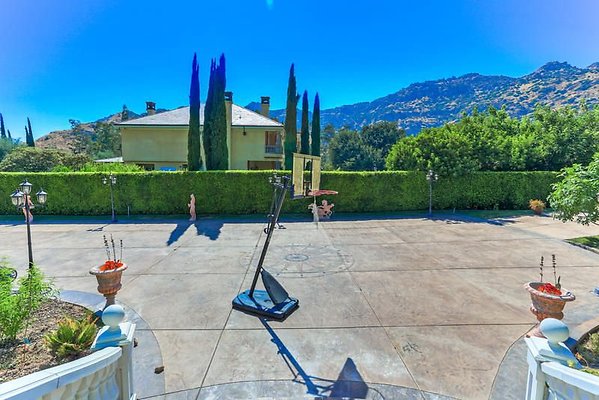 UNIVERSAL-A685-CW-84 UNIVERSAL-A685-CW-84