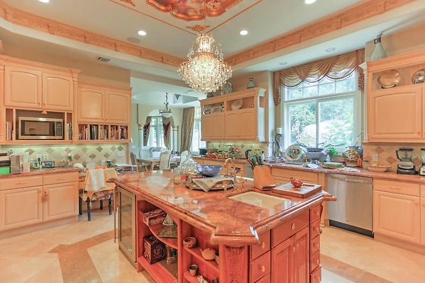 UNIVERSAL-A685-CW-48 UNIVERSAL-A685-CW-48