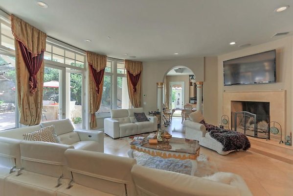 UNIVERSAL-A685-CW-38 UNIVERSAL-A685-CW-38