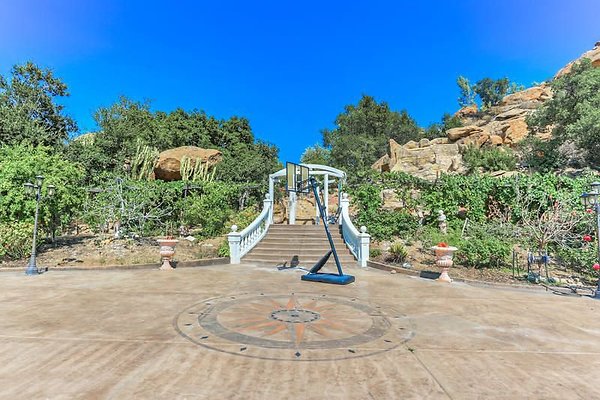 UNIVERSAL-A685-CW-86 UNIVERSAL-A685-CW-86