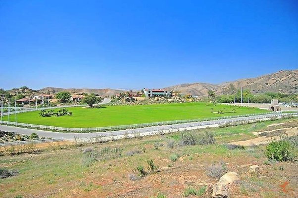 Landscapes 23 Grand Prix Field 01 Landscapes 23 Grand Prix Field 01