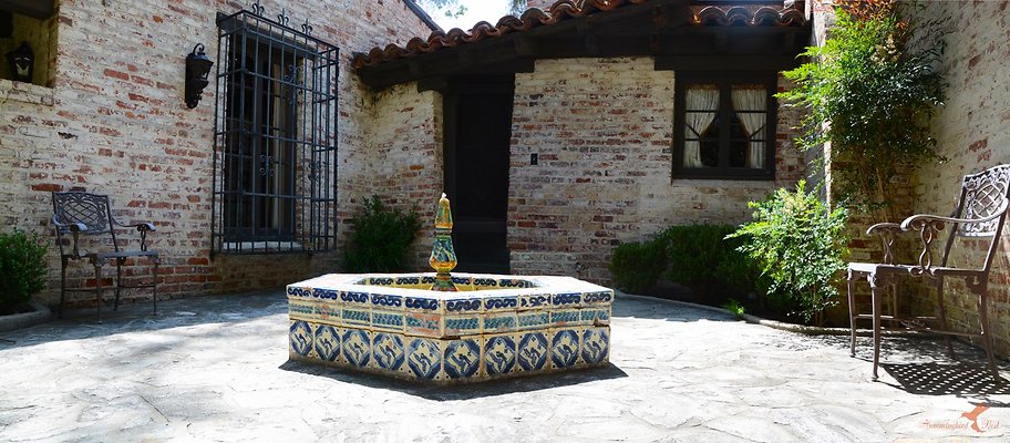 Sitting Bull 16 Front Yard Patio