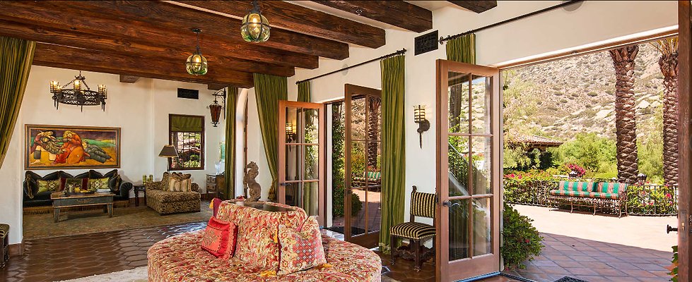 Villa 32 Sitting Room Villa 32 Sitting Room