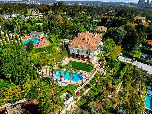 Still-161 2 Still-161 2